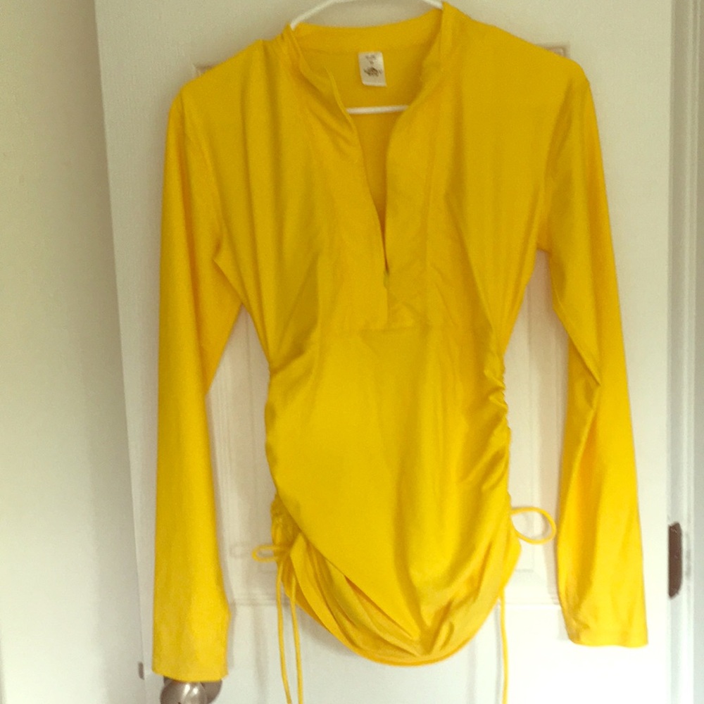 COPY - Rash guard/Swim Cover